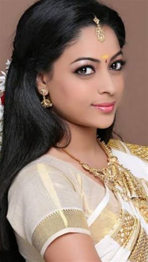 Pin By Siva Annapareddy On Desi Beauty Beauty Girl Beautiful Girl