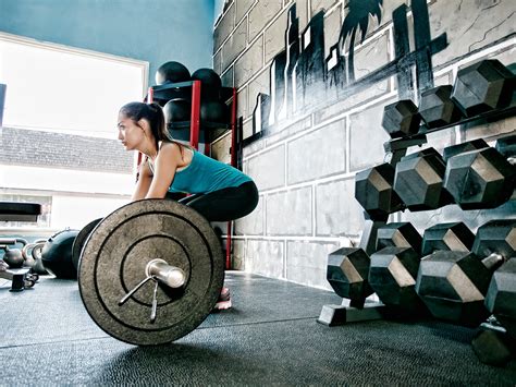 the truth behind weight lifting to go heavy or go light self