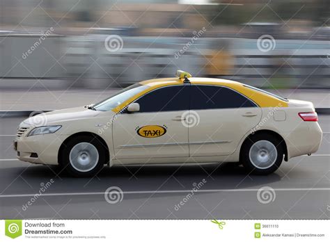 taxi  dubai editorial image image  daylight group