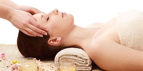 massage therapy relieves stress