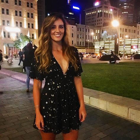 49 hot photos of laura robson that will win your hearts