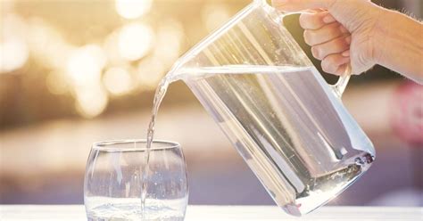 benefits  drinking water   water facts