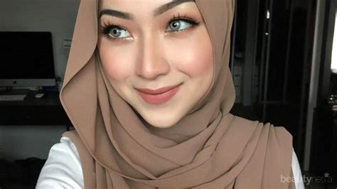 jangan salah pilih  lho warna hijab  cocok  kulit sawo matang