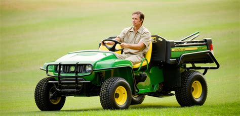 keeping  golf  pristine   john deere gator turf vehicles