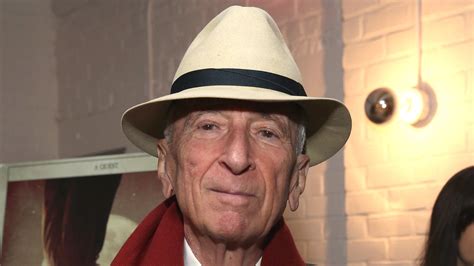 gay talese defends ‘the voyeur s motel after source is undercut the new york times