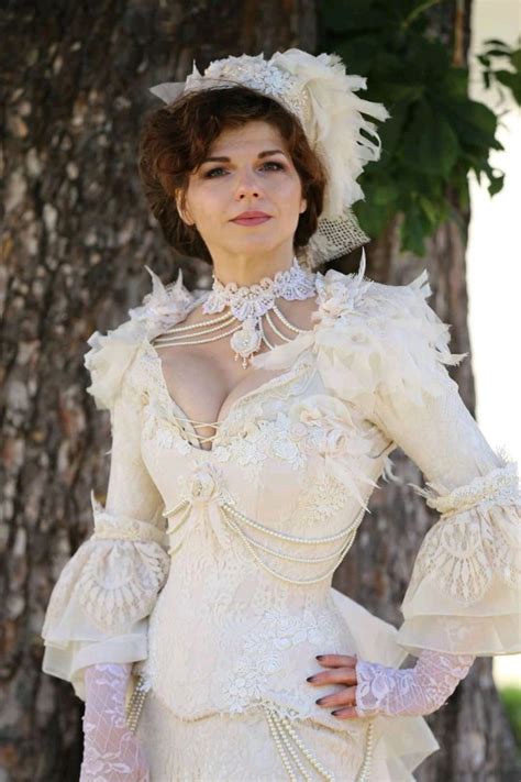 Victorian Lace Dress Retro Wedding Dress Ivory Victorian Corset Dress