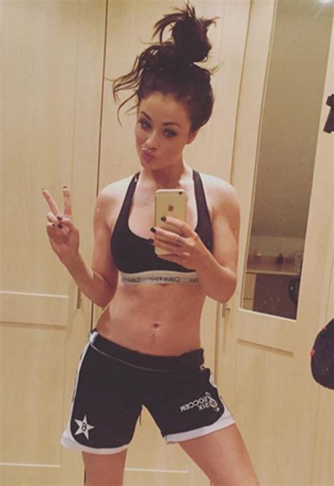 Jess Impiazzi Hands Naked Body Parts Of Celebrities