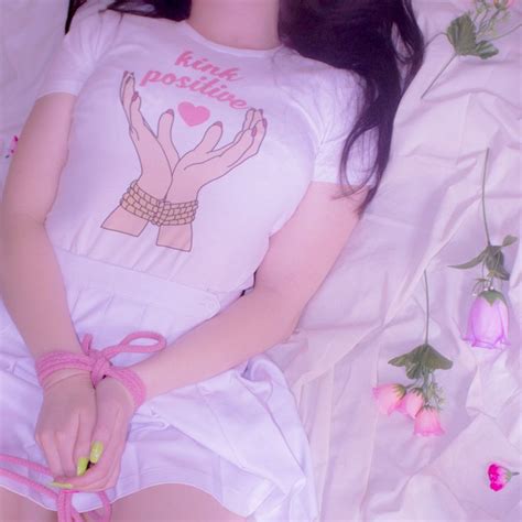 resultado de imagen para aesthetic tumblr cloth teddy ・aesthetic tumblr pink ・ pinterest