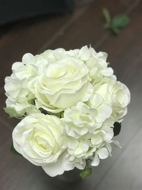 silk flower bouquet regular size white sil1 2 viva la rosa