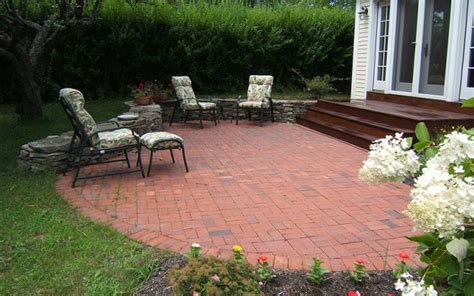 excellent ideas  beautify  patio  bricks