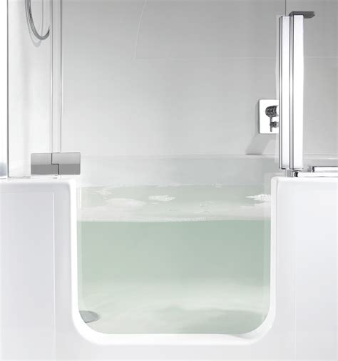 evolution   modern bath tub  shower combo   home