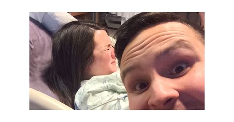 dad takes selfie while wife is giving birth popsugar moms