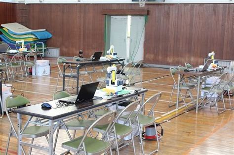 わくわくロボット操作体験「ロボメイツ」にて、二井見教授が製作に協力したロボットハンドが使用されました！ お知らせ 産業技術短期大学