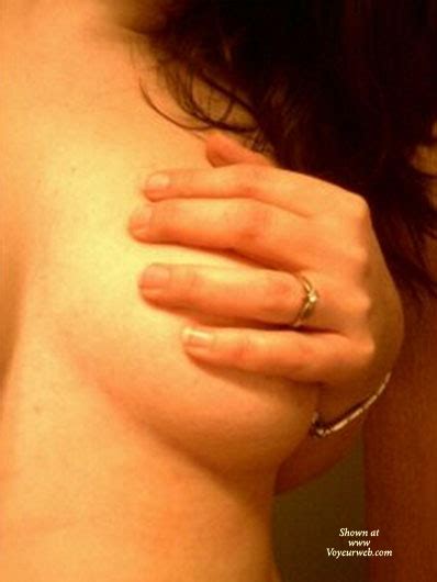 topless wife lacy bra march 2010 voyeur web