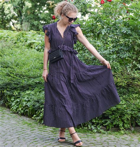 outfit polka dots maxi dress kleider outfit stil