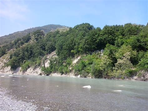 il fiume trebbia  una valle incantata  liguria ed emilia