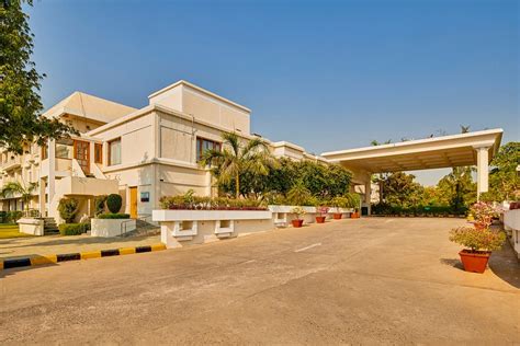 ummed ahmedabad   updated  prices hotel