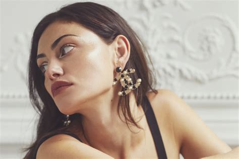 Phoebe Tonkin Gritty Pretty Spring 2019 Cover Get The Look