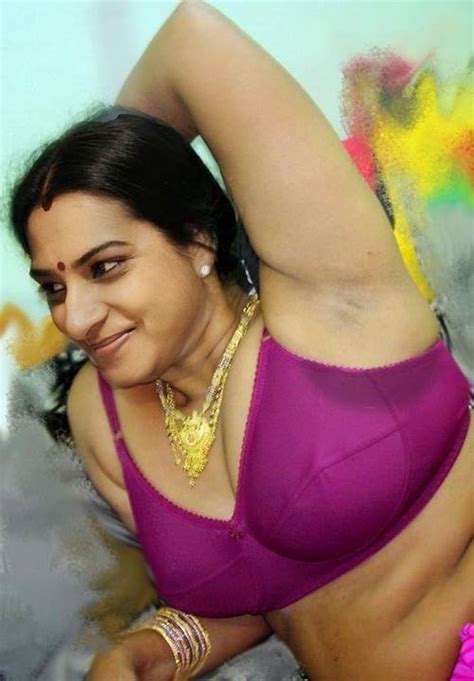 Bhojpuri Hot Aunties Red Saree Removing Photos Bollywood Actress Photos