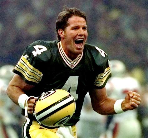 Brett Favre Returns To The Super Bowl As Three Time Nfl