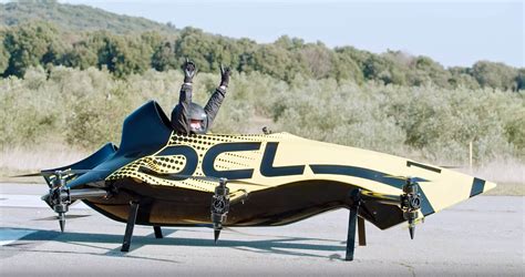 levensgrote formule  racedrone maakt succesvolle testvlucht dronewatch