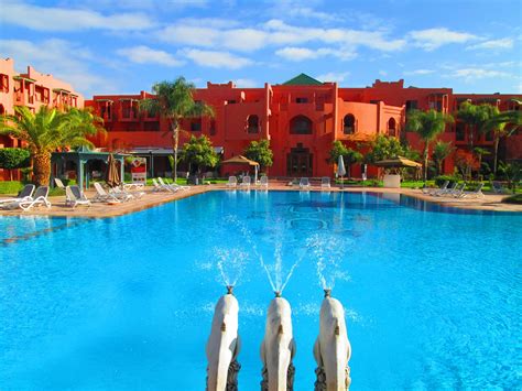 palm plaza hotel spa sur daypass club