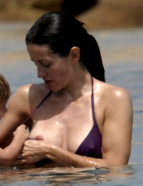 courtney cox pussy oops porno pic