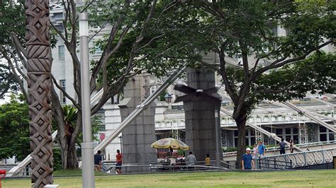 parrot launches   drones  singapore   october