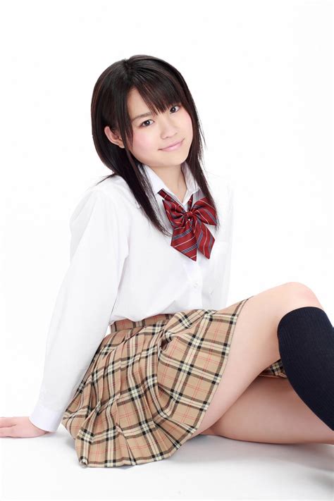 maki fukumi japanese cute idol sexy schoolgirl uniform ~ jav photo