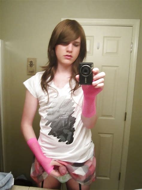 Shemale Picture Collection Teen Shemale S Selfie