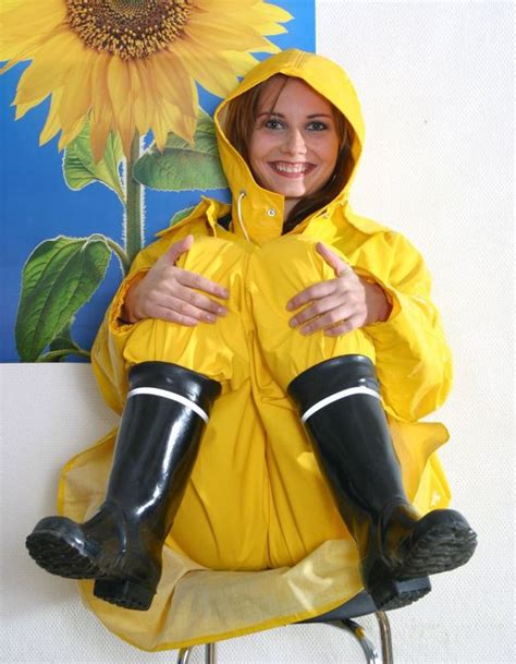 yellow rainwear  nokian kontio rainboots rain wear rain boots rainwear girl