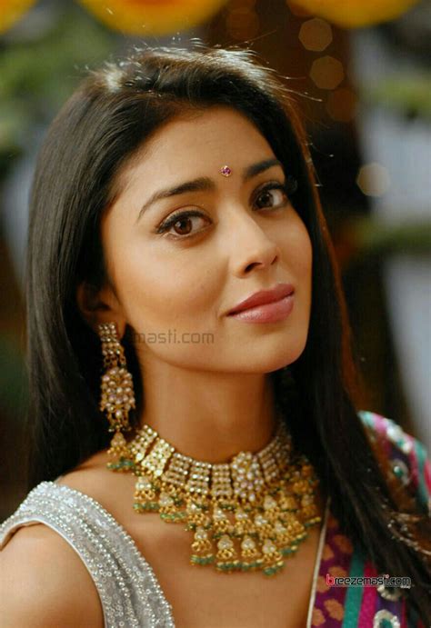 Pin By Vijay On Shriya Saran Actresses Celebrities Hd Photos