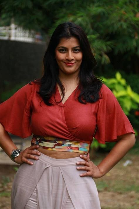 Varalakshmi Sarathkumar Aka Actress Varalakshmi Photos Stills And Images