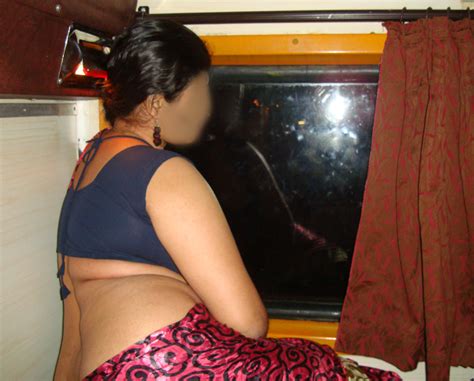 saree xxx mom photo 12