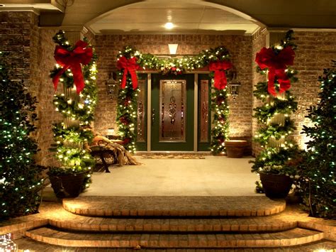 elegant outdoor christmas decorations perfect   holiday season