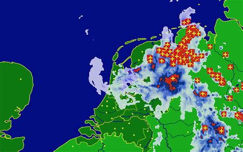 update code geel knmi waarschuwt voor stevige onweersbuien leeuwarder courant