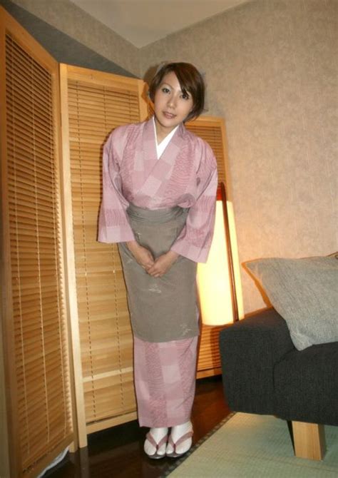 Remarin2011 Japanese Hotel Maid ちょっとひとりたびいってくる ˘ڡ˘ Tumblr Pics