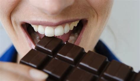 المصري لايت 15 فائدة لن تتوقعها إذا كنت من عشاق الشوكولاته يبدأ تأثيرها بعد 10 دقائق فقط من