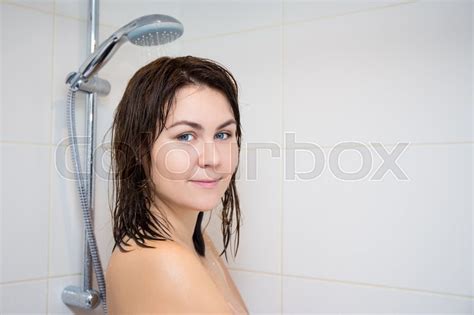 naked woman in shower porn pics and movies