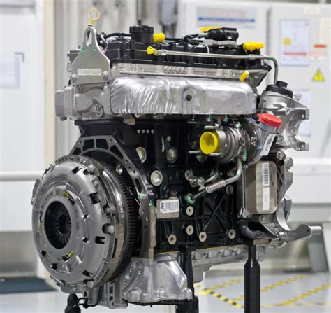 chevrolet introduces  generation duramax  cylinder diesels global engine green car