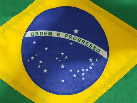 Bandeira Do Brasil Oficial 45 X 64 Nylon Para Quedas Ilhos R 47 00