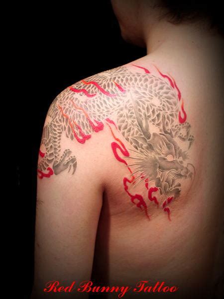 「龍」の刺青 タトゥー 和彫りの画像やデザインを紹介