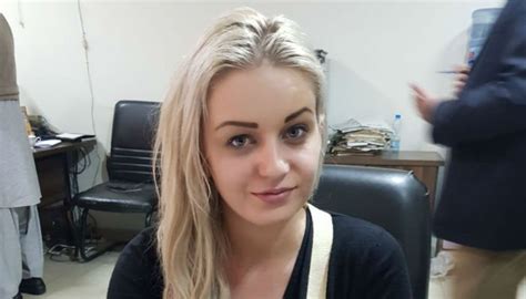 Custom Arrest Czech Woman At Lahore Airport Recovered