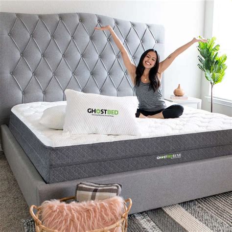 The 10 Best Mattresses For Sex According To Expert Reviews