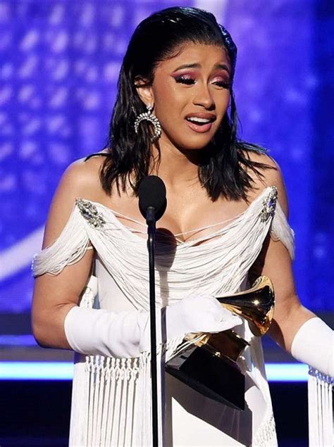 cardi b becomes first solo female to win best rap album at