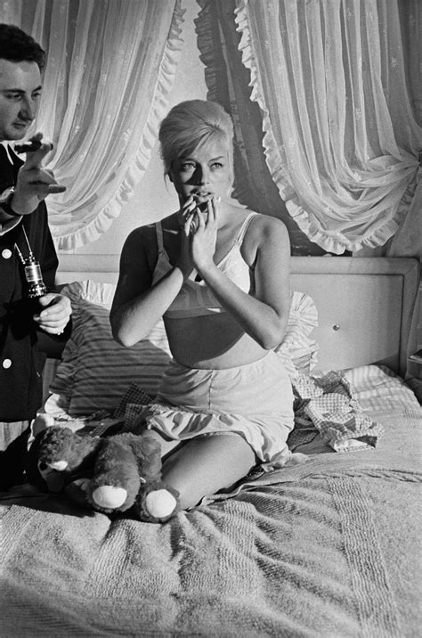 michael winner films diana dors in the bedroom 1963