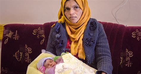 reaching women in mosul where the shadow of conflict