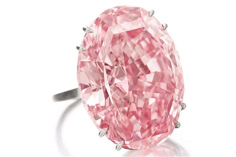 pink star worlds  expensive diamond sells   staggering