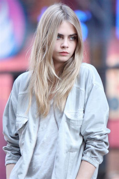 Cara Delevingne S Support Wasn T Enough To Save This