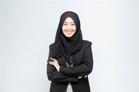 foto hijab  model hijab terbaru  simple modern elegan